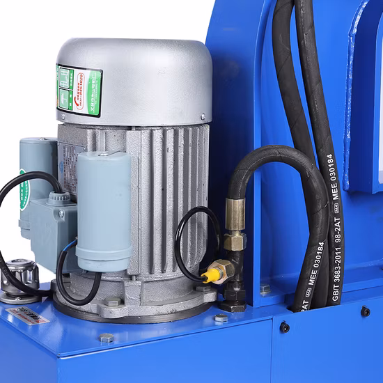 すべてのトラックのブレーキシューとパッドに対応する特別なリベット締め機械